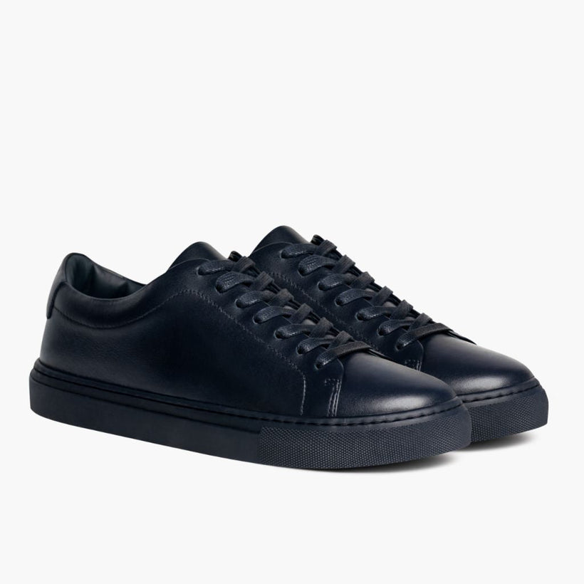 Encore Navy Leather Sneakers 女士