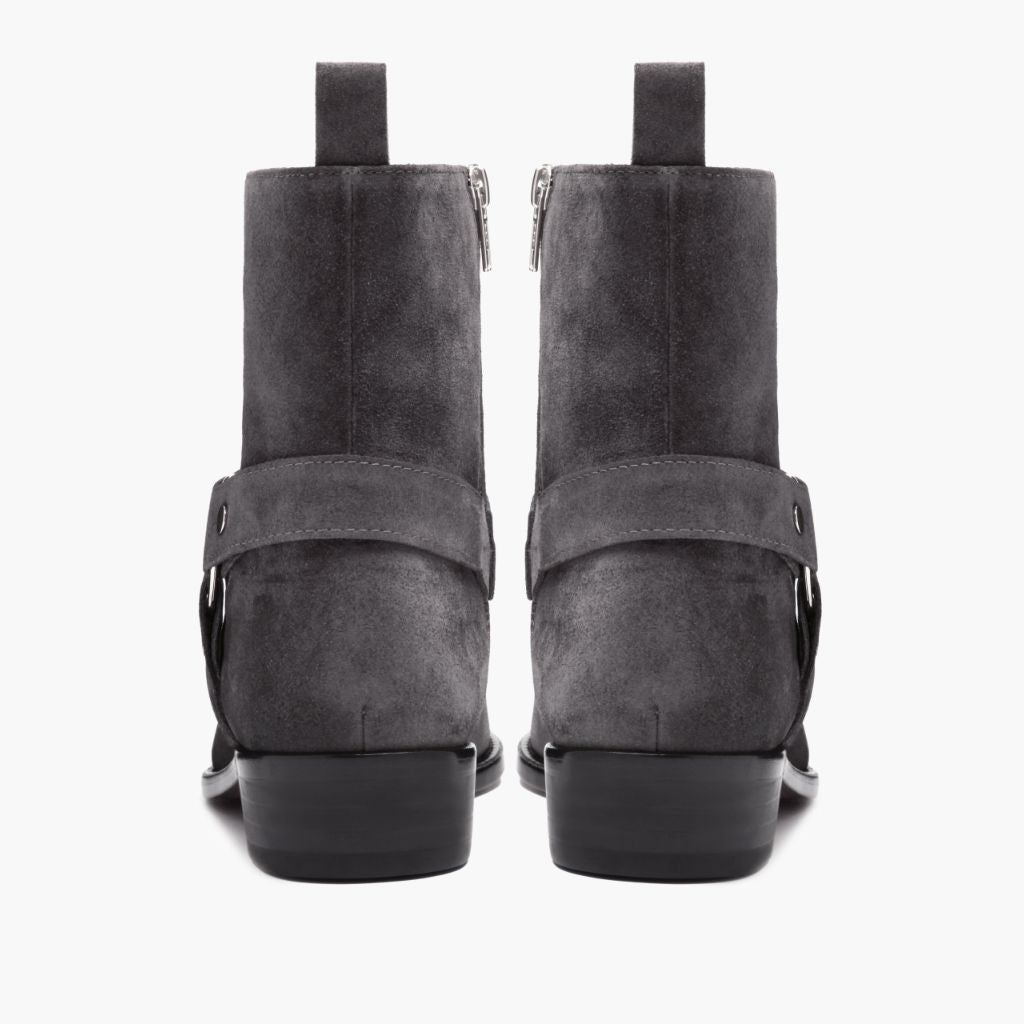 High-Traction Rubber Outsole & Lug Tread Pattern on Harness Grey Suede 真皮工装靴马丁靴 男士