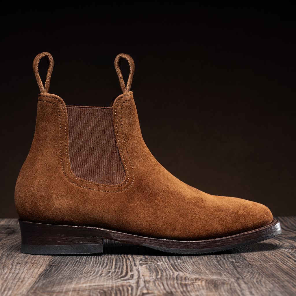 Classic Full-Grain leather Boots - 固特异沿条缝制工艺与鞋头细节