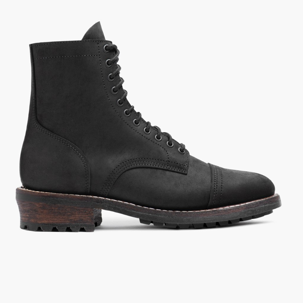 Black Full-Grain leather Boots - 固特异沿条缝制工艺与鞋头细节