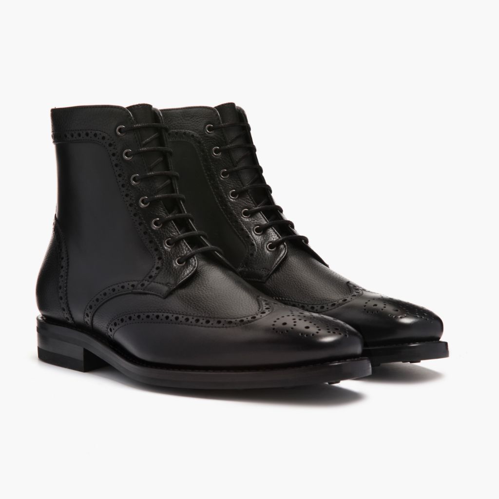 Wingtip 经典黑 真皮工装靴马丁靴 男士 For Men 经典黑色头层牛皮 - 侧面轮廓视角 | 官方商城选购