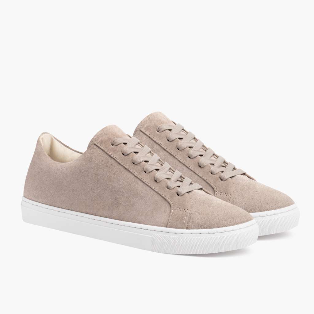 Premier Low Top Latte 真皮休闲板鞋运动鞋 女士 in Classic Full-Grain Leather - 侧面轮廓视角 | 官方商城选购