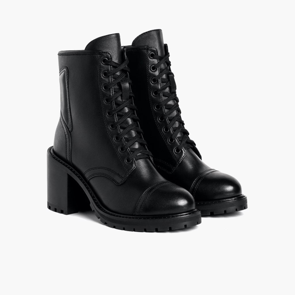 Black Full-Grain leather Boots - 固特异沿条缝制工艺与鞋头细节