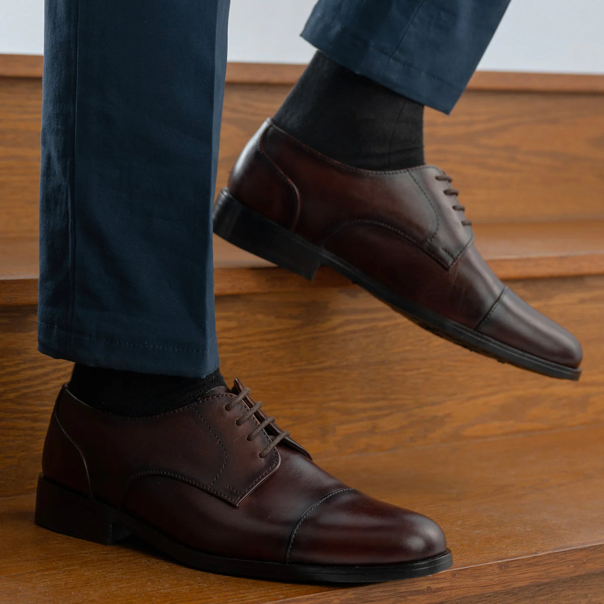 Orlaven Attorney Derby Burnished 复古棕 真皮皮鞋 男士 footwear image 9