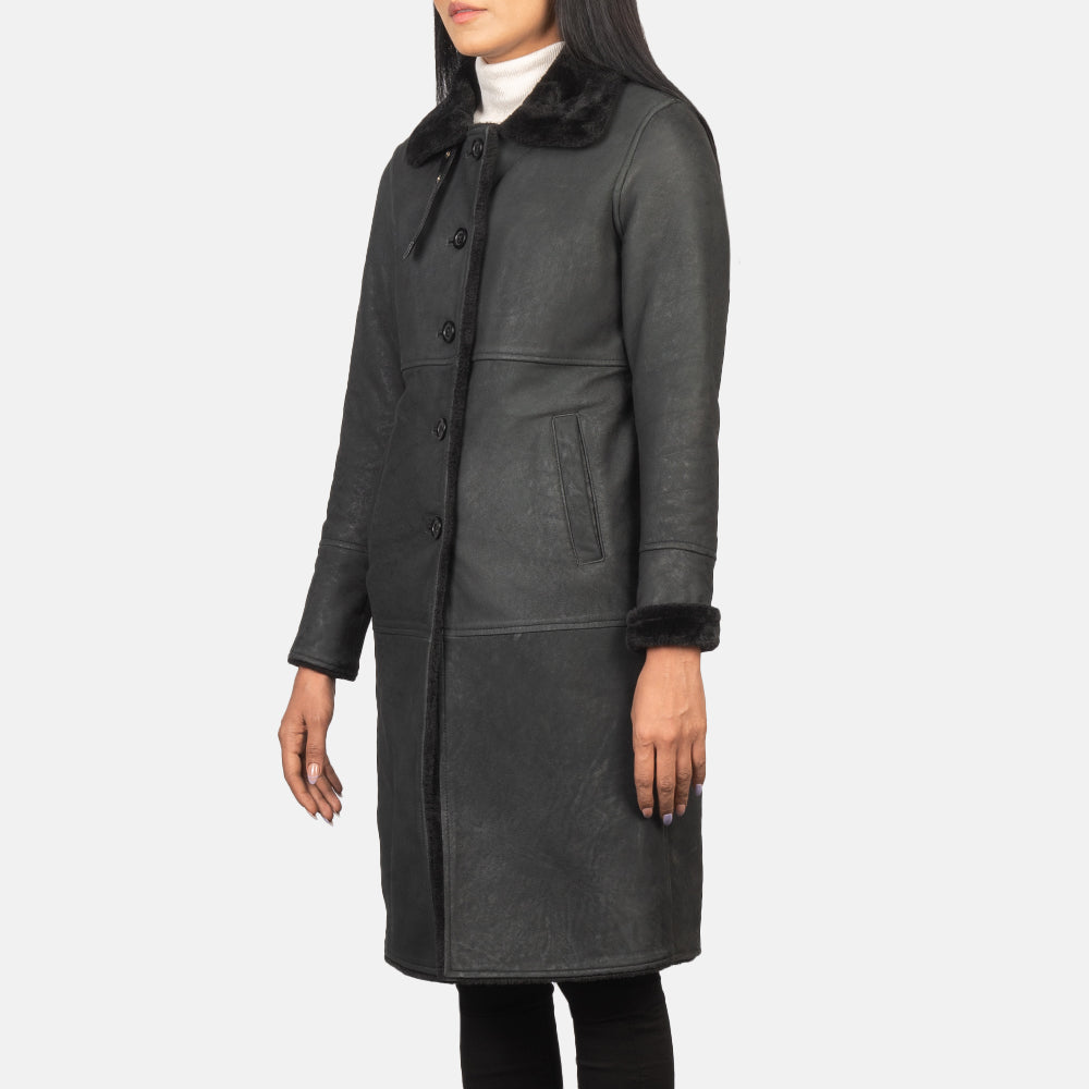 
内衬展示 Showing Fully Faux Fur Lined & 内部双侧实用暗袋