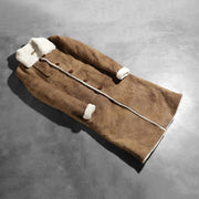 
Open Hem & Hem Craftsmanship Construction Detail on Alina Shearling 复古棕 真皮大衣 女士