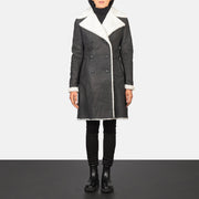 
Amie Black Double Breasted Shearling Coat in Black Sheepskin Snuffed - 正面版型与定制立体剪裁轮廓 | 官方商城选购
