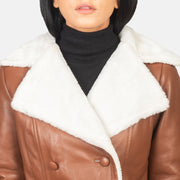 
内衬展示 Showing Fully Faux Fur Lined & 内部双侧实用暗袋