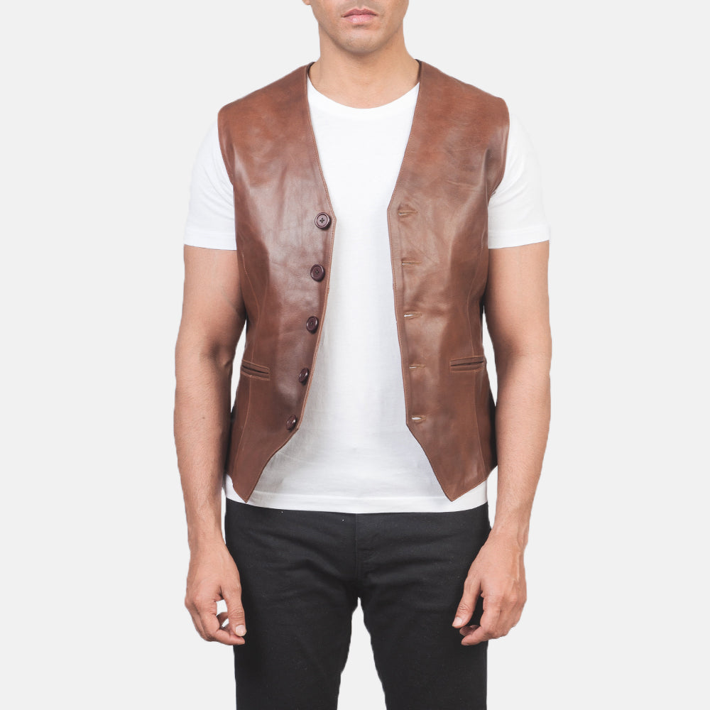 
Auden 复古棕 真皮马甲 男士 in Brown Cowhide Leather - 正面版型与定制立体剪裁轮廓 | 官方商城选购