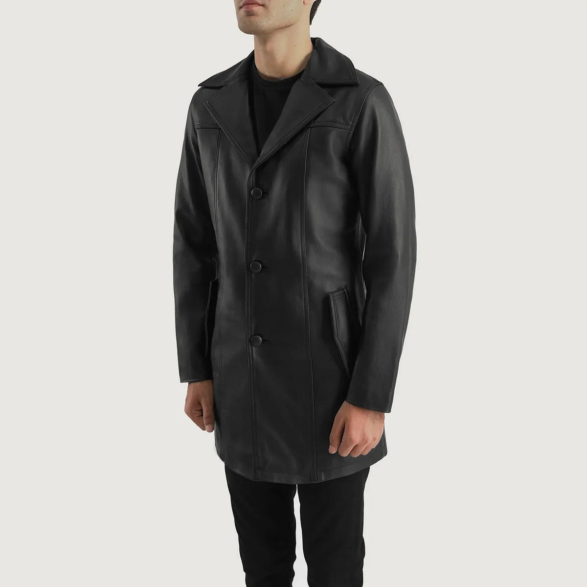 
Black Cowhide leather Blazer - 展现肩线贴合与利落下摆的背部视角