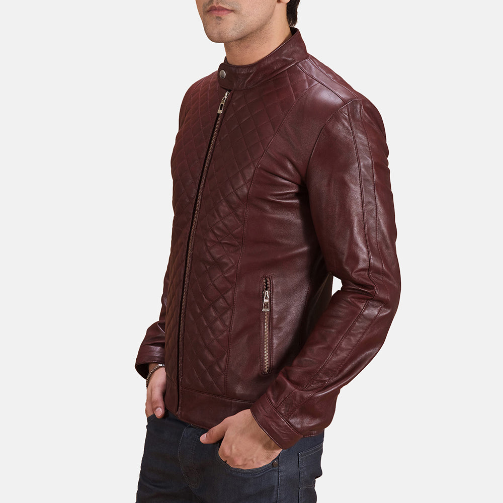 
Maroon Sheepskin Leather Biker Jacket - 展现肩线贴合与利落下摆的背部视角