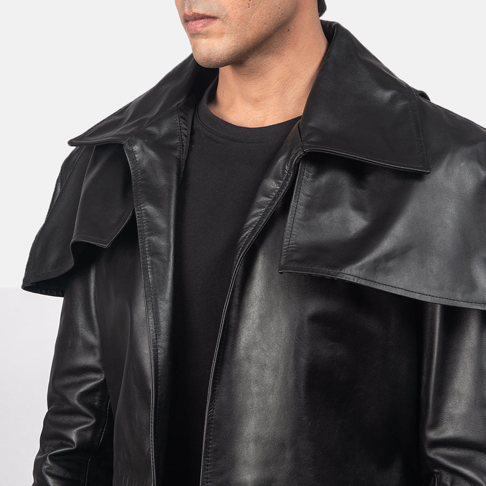 Close-Up Detail of Classic Collar &amp; Heavy-Duty Zipper Hardware on Men's Classic 黑色 Leather Duster 男士