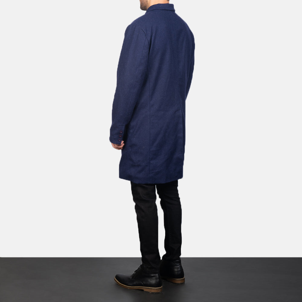 
Authentic Synthetic Wool Grain Texture & Heavy-Duty Seam Stitching Detail