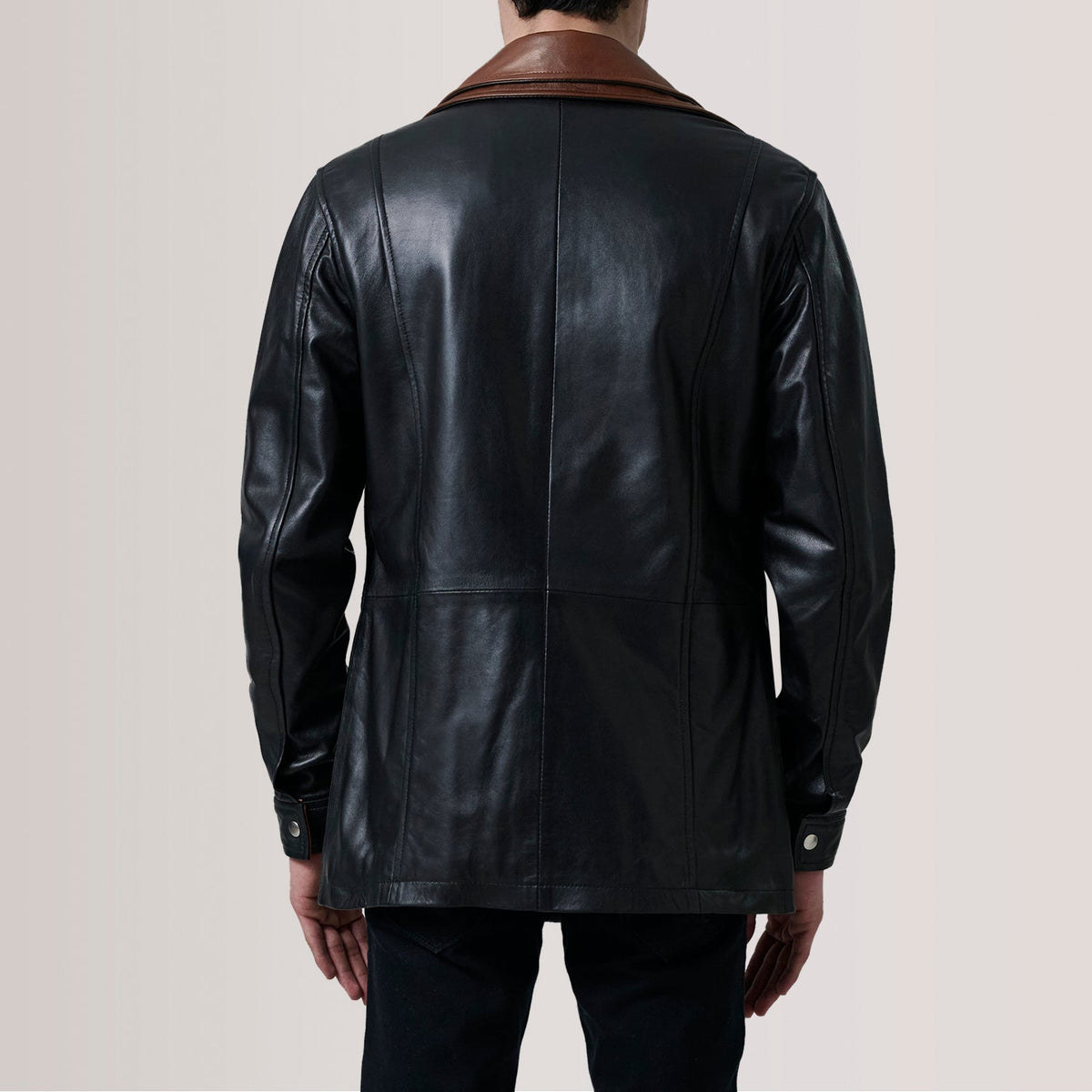 
细节特写 of Shirt & Zipper with placket Hardware on Connor Black Leather Coat For Men