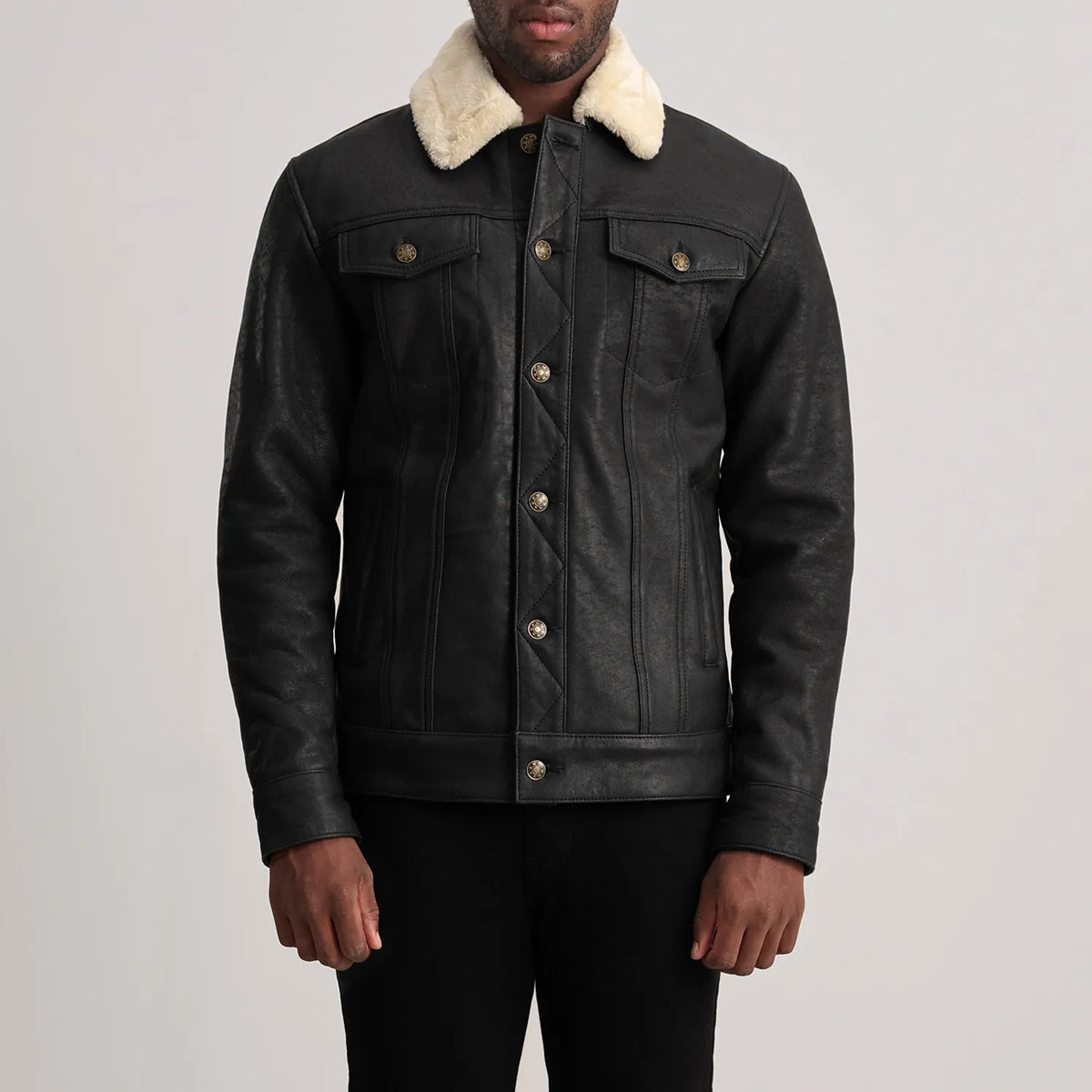 
Dallis Tumbled Black Shearling Trucker Jacket in Distressed Black Sheepskin Snuffed - 正面版型与定制立体剪裁轮廓 | 官方商城选购