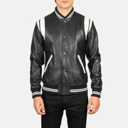 Close-Up Detail of Varsity &amp; Snap Buttons Hardware on Men's Dantee 黑色 Leather Varsity 真皮夹克 男士