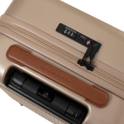 
Tailored Rib Cuffs & Hem Craftsmanship Construction Detail on Hand Luggage Suitcase Zuna 女士