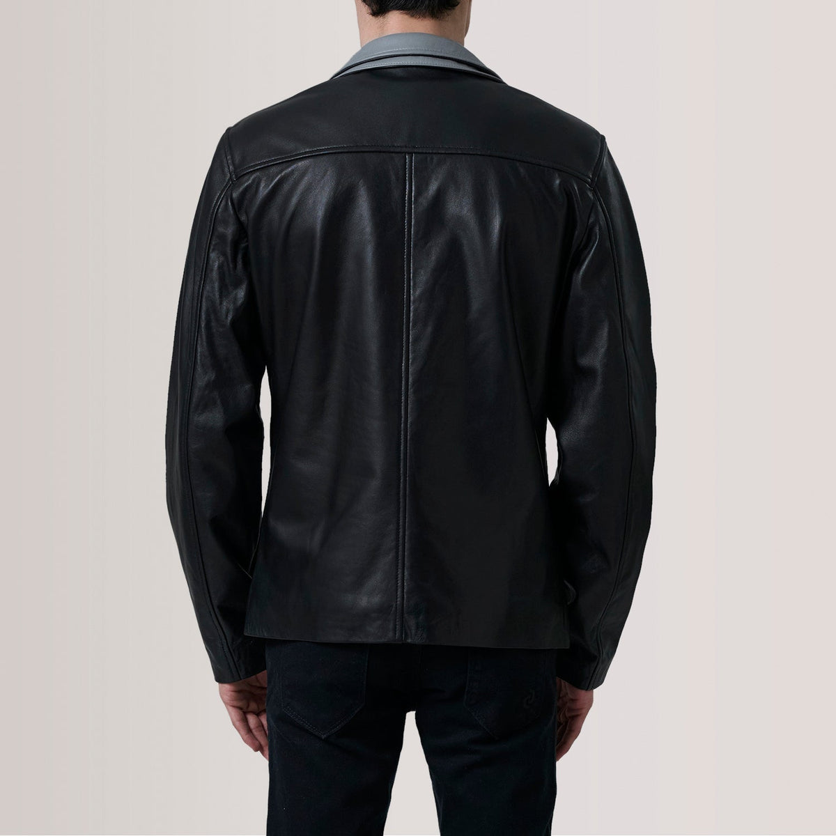 
细节特写 of Band Collar with Snap Button & Zipper with placket Hardware on Henrik Grey Suede Cafe Racer For Men