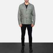 
Kajetan Grey Safari 真皮夹克 男士 - 展现立体袖型与合身版型的侧身视角