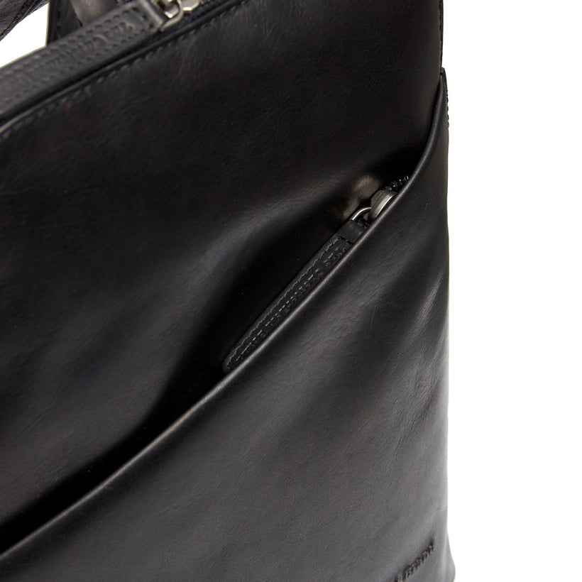 Claire Full-Grain Leather Backpack 女士