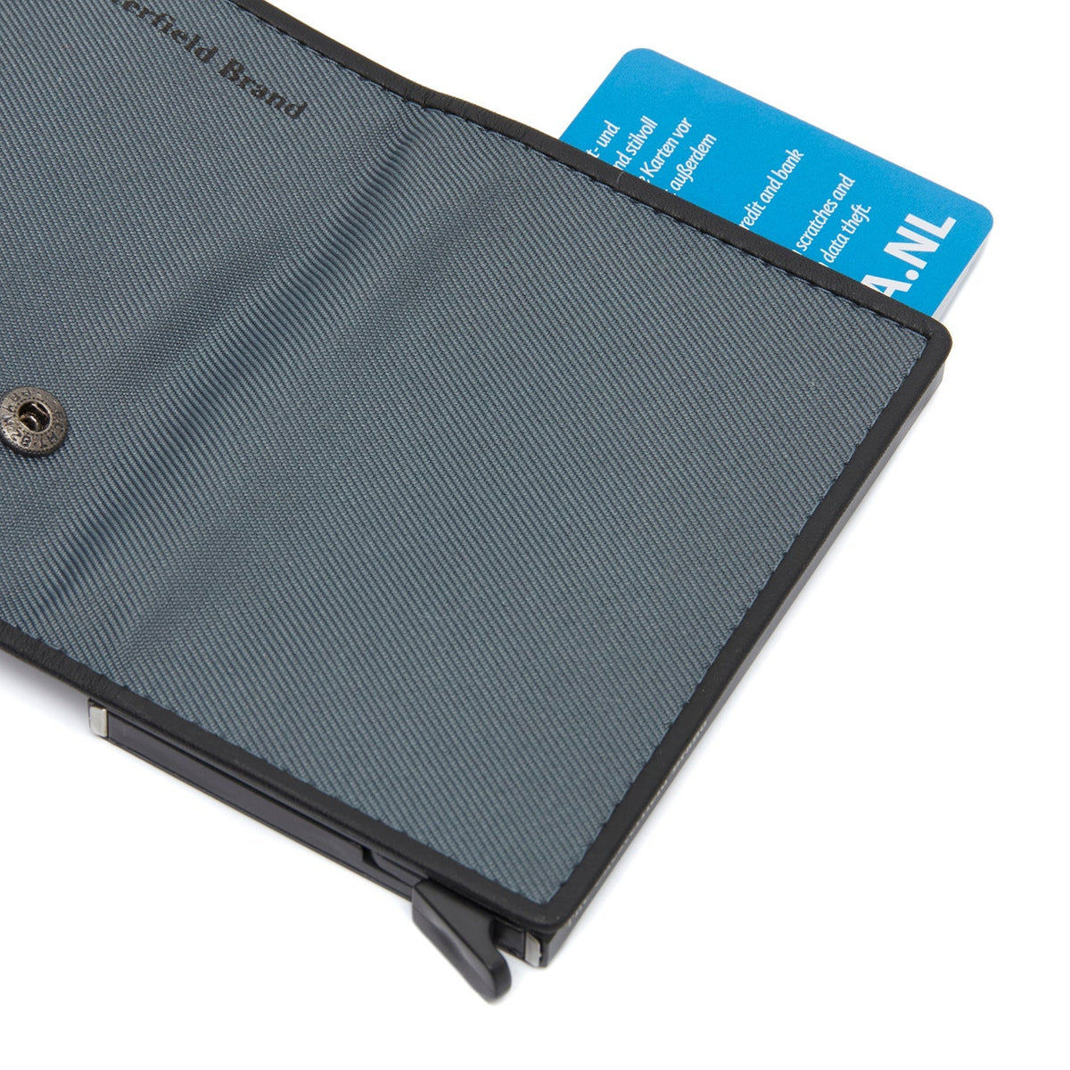 Solid Antique Brass Hardware &amp; Heavy-Duty Dual Zipper Detail on Delsbo Full-Grain Leather Card Holder 女士