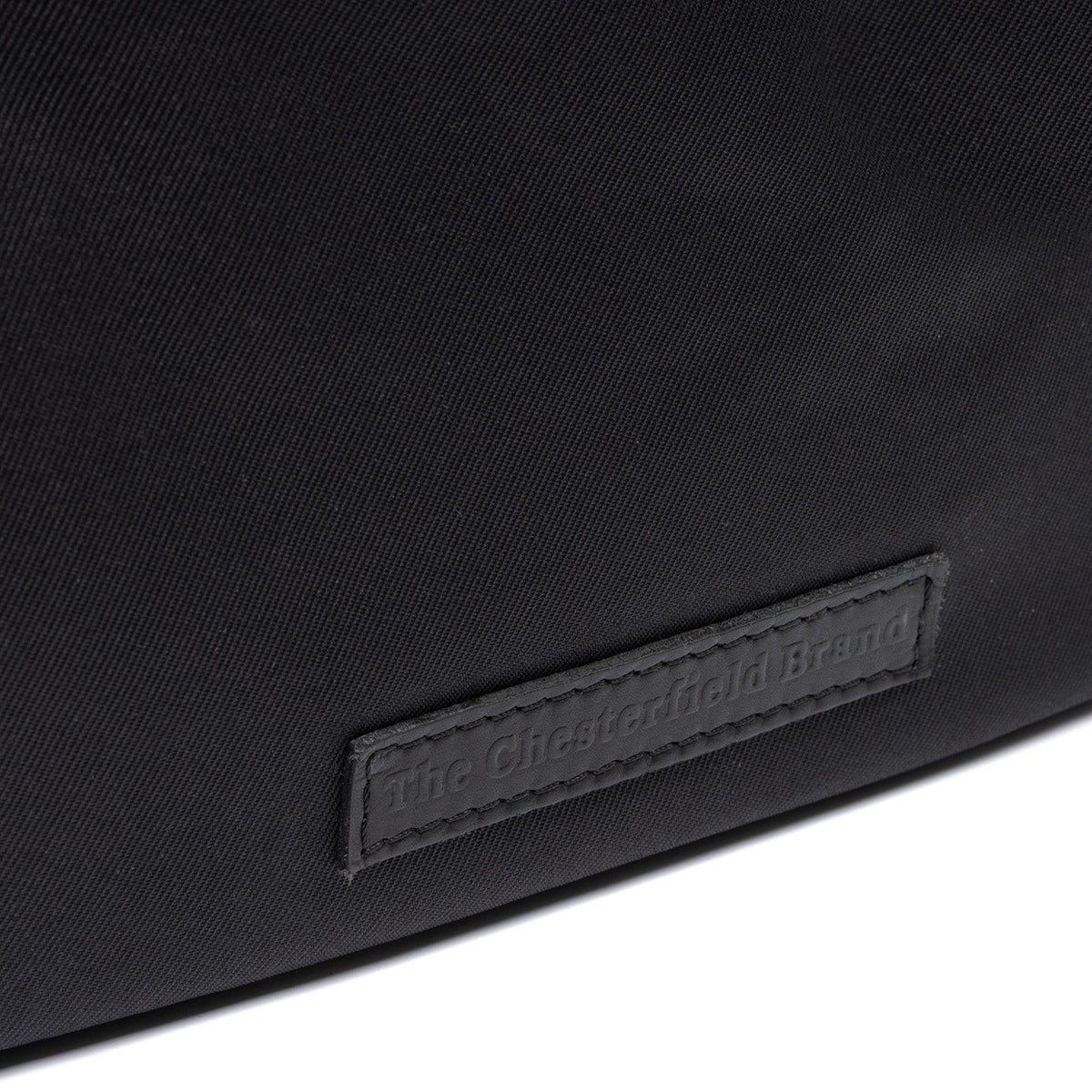 
内衬展示 Showing Dedicated Padded Laptop Sleeve & Multi-Compartment Organization