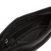 
内衬展示 Showing Dedicated Padded Laptop Sleeve & Multi-Compartment Organization
