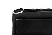 Oliver Full-Grain Leather Key Case 女士 - Lateral Side Profile View Showing Sleeve Cut &amp; Athletic Taper Fit