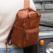 Calden Full-Grain Leather Laptop Backpack 女士 – alternate product view 2