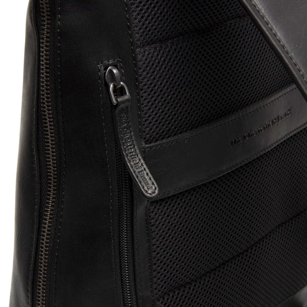 内衬展示 Showing Dedicated Padded Laptop Sleeve & Multi-Compartment Organization