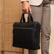 Levanto Full-Grain Leather Laptop Bag 女士 - Structured Side Profile Showing Gusset Depth &amp; Expansion Capacity