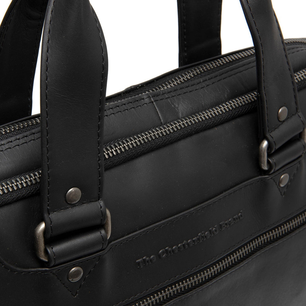 
内衬展示 Showing Dedicated Padded Laptop Sleeve & Multi-Compartment Organization