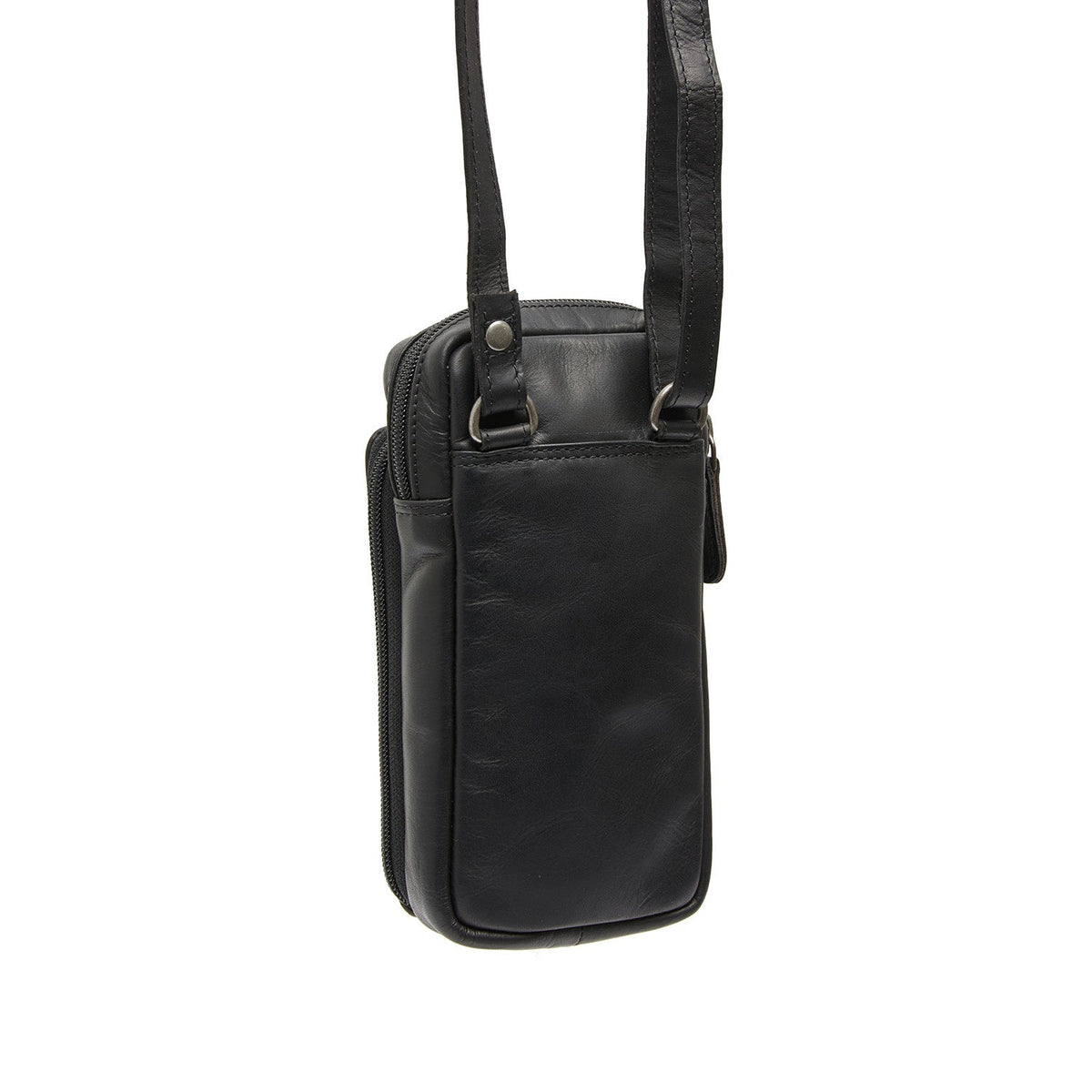 Styled Fit Perspective of Valdes Full-Grain Leather Phone Bag 女士 on Model - Natural Daylight Drape
