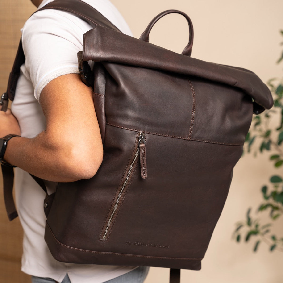 
Liverpool 头层牛皮 Roll-top Backpack – alternate product view 2