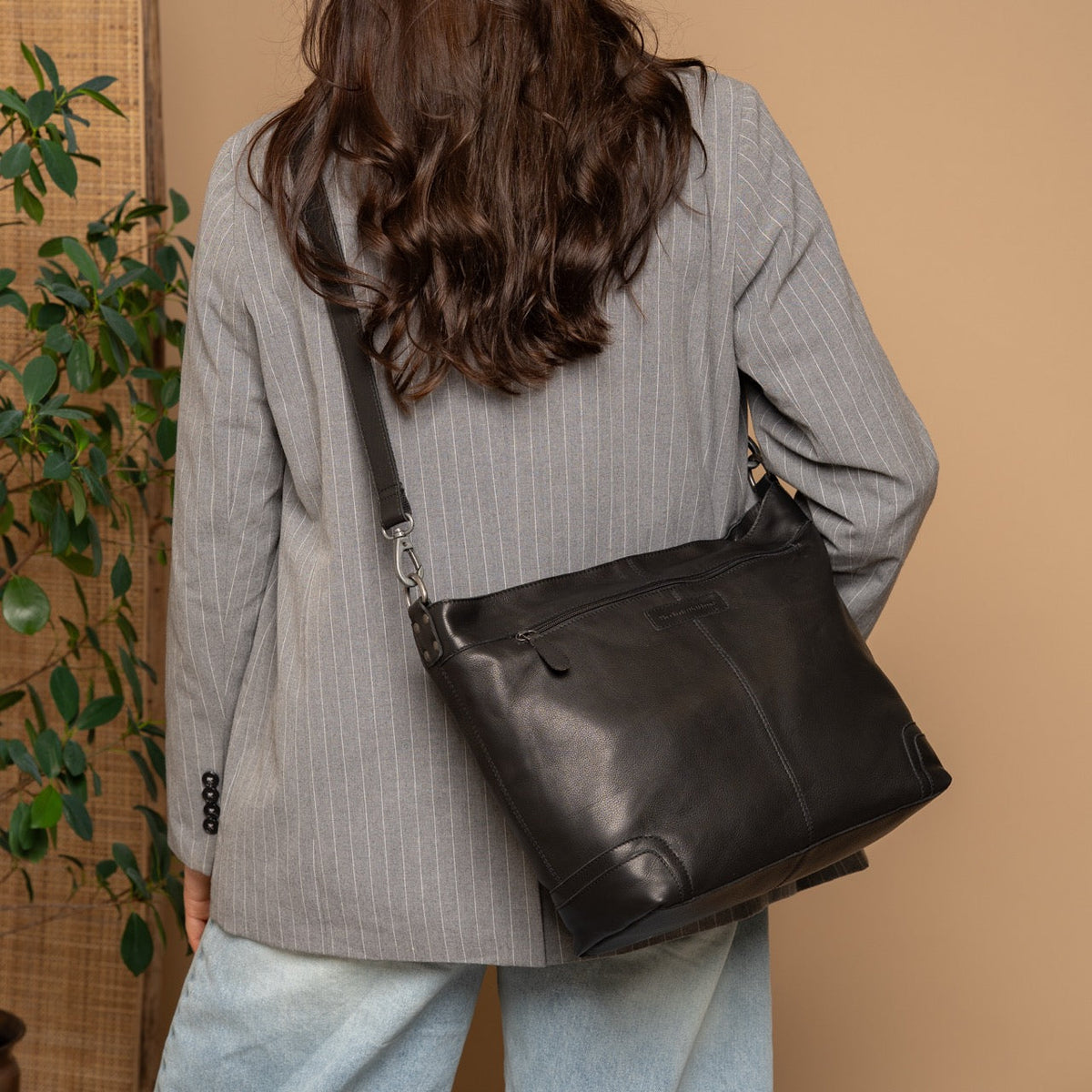 Astero Full-Grain Leather Shoulder Bag 女士 – alternate product view 2