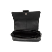 
100% Full-Grain Wax Pull-Up 100% Full-Grain Leather Grain Texture & Handcrafted Patina Detail