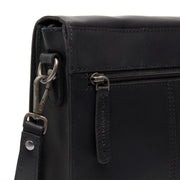 
内衬展示 Showing Dedicated Padded Laptop Sleeve & Multi-Compartment Organization