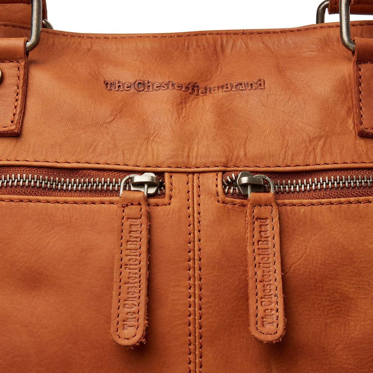
内衬展示 Showing Dedicated Padded Laptop Sleeve & Multi-Compartment Organization