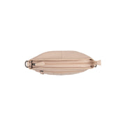 100% Full-Grain Wax Pull-Up 100% Full-Grain Leather Grain Texture & Handcrafted Patina Detail