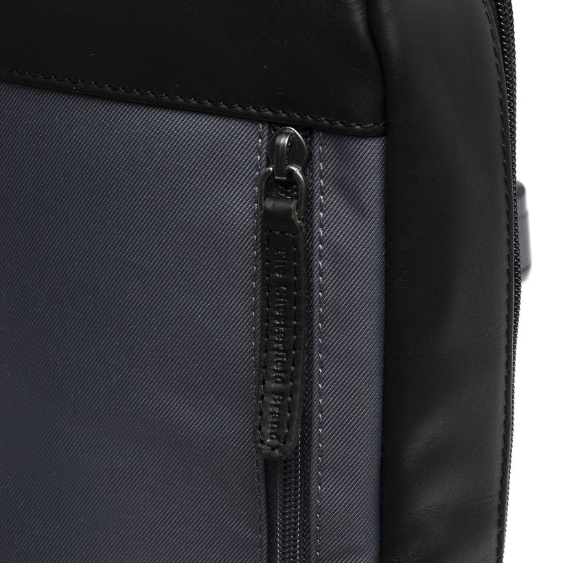 Leather Sling Bag Salla 女士