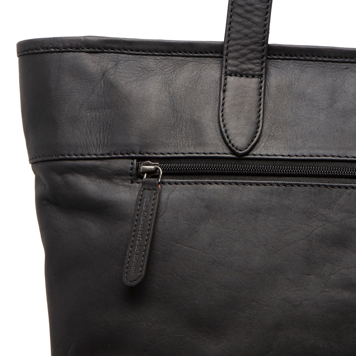 
内衬展示 Showing Dedicated Padded Laptop Sleeve & Multi-Compartment Organization