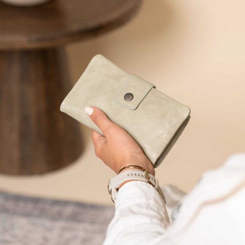 Fresno Full-Grain Leather Wallet 女士