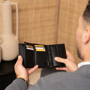 Leroy Full-Grain Leather Wallet 男士 - Structured Side Profile Showing Gusset Depth &amp; Expansion Capacity