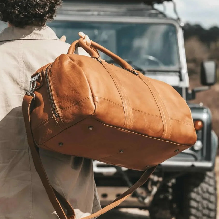 Melbourne Full-Grain Leather Weekender Bag 女士 – alternate product view 2