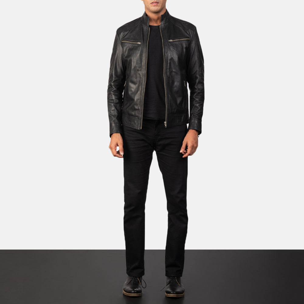 Men's Mack 黑色 真皮机车夹克 男士 - Lateral Side Profile View Showing Sleeve Cut &amp; Athletic Taper Fit
