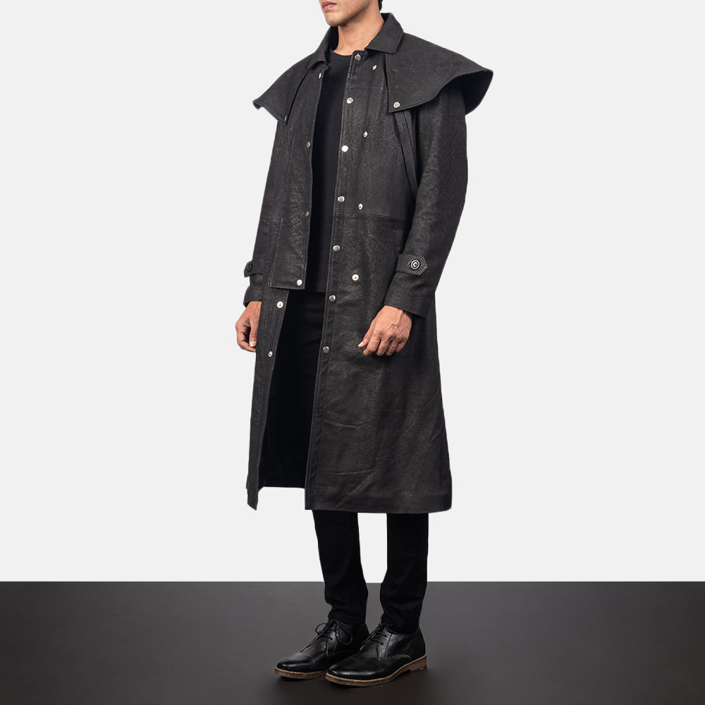 
Distressed Black Sheepskin Snuffed Trench Coat - 展现肩线贴合与利落下摆的背部视角