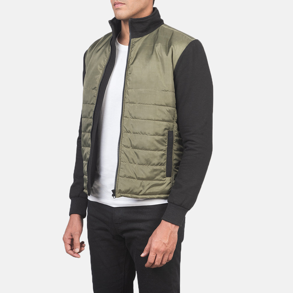 
Green & Black Nylon (Torso) &Amp; Knitted Fabric (Sleeves) Winter Jacket - 展现肩线贴合与利落下摆的背部视角