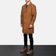 
Petrillo Khaki Wool Single Breasted 真皮大衣 男士 - 展现立体袖型与合身版型的侧身视角