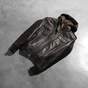 
模特上身效果： Roslyn Brown Hooded Leather Bomber Jacket 模特试穿展示（自然光垂坠质感）