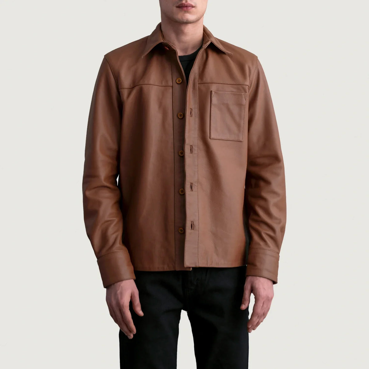 
Scout Matte 复古棕 Leather Shirt 男士 in Matte Brown Cowhide Leather - 正面版型与定制立体剪裁轮廓 | 官方商城选购